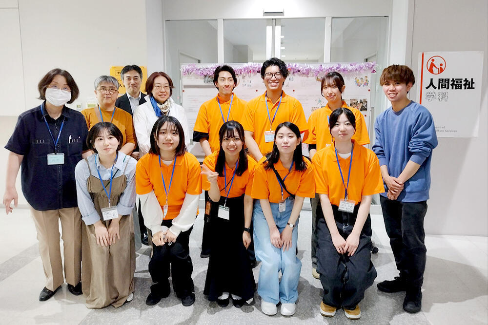 教員・在学生・卒業生一同