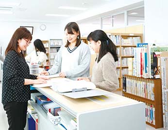 実習支援室での安心のサポート体制