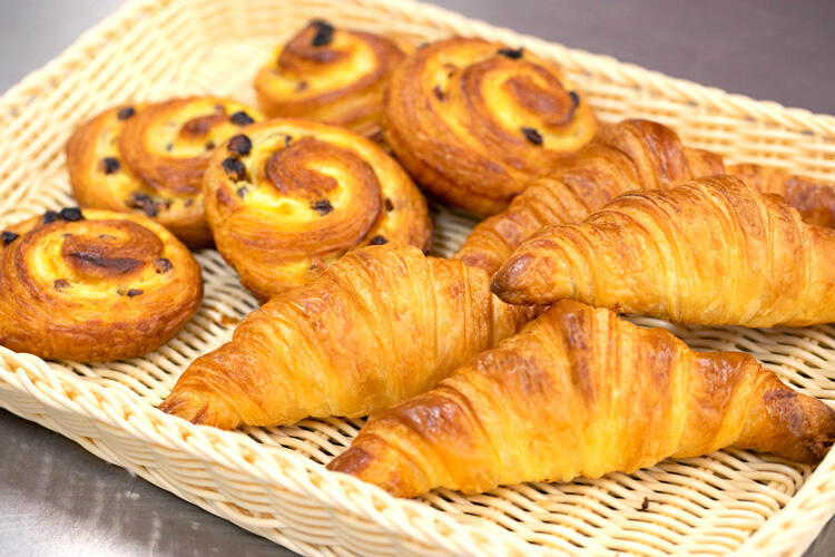 クロワッサン／パンオレザン