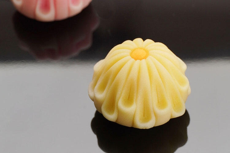 練り切り（乱菊）03