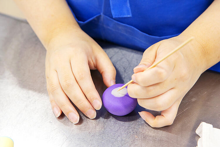 練り切り（桔梗）04