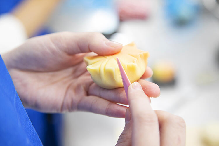 練り切り（紅葉）05