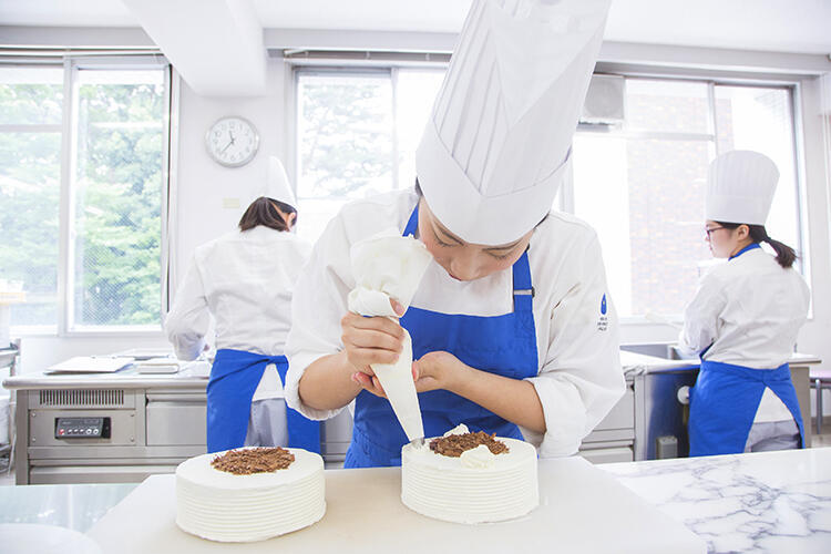 シュバルツヴェルダー04