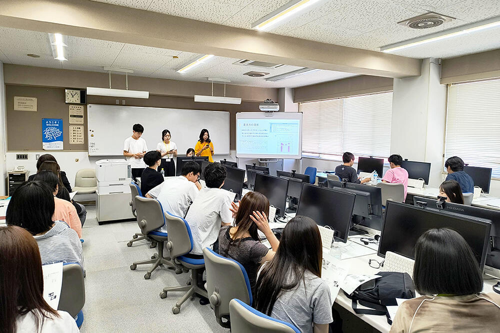 テクノアカデミー会津でプレゼンテーション