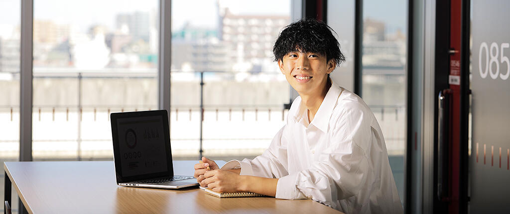 社会情報学科3
